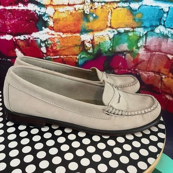 Bass Weejuns Waverly Nubuck Penny Loafers Size 8 Medium Light Gray - Picture 1 of 7